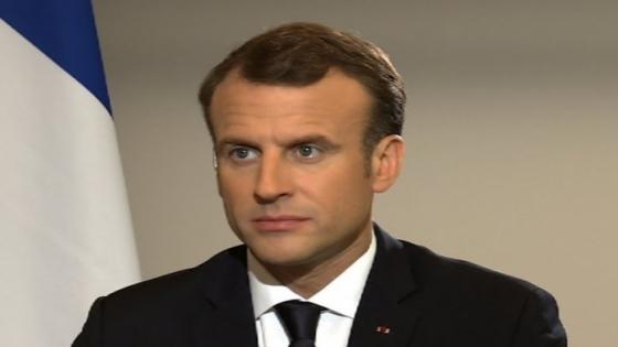 إيمانويل ماكرون يطلب من رئيس الوزراء الفرنسي البقاء في منصبه