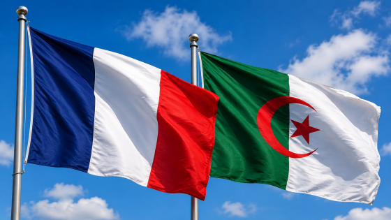 فرنسا تستأنف ترحيل المهاجرين الجزائريين غير النظاميين بعد عام من التوقف