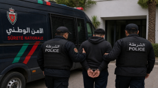 الأمن يوقف المشتبه فيه الرئيسي في قضية تحريض طفل على إستهلاك مادة مسكرة ببنسليمان