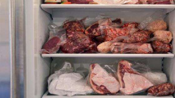 إمنتانوت… ضعف التيار الكهربائي يعرض لحم الأضاحي لدى بعض الأسر للتلف