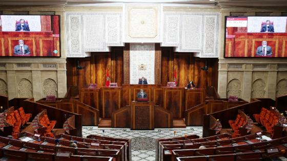 مجلس النواب يصادق على ثلاثة مشاريع قوانين مرتبطة بحالة الطوارئ الصحية وإكراهاتها