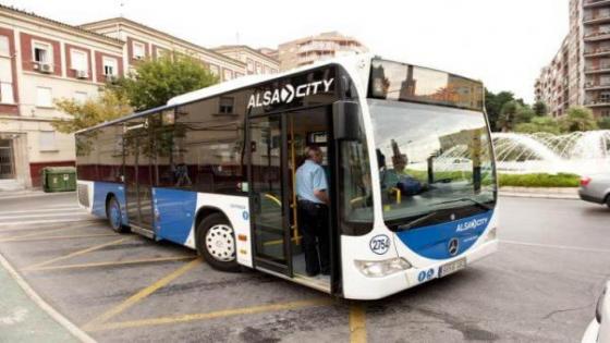 شركة "ألزا" الإسبانية تفوز بصفقة تدبير النقل الحضري بالعاصمة الاقتصادية