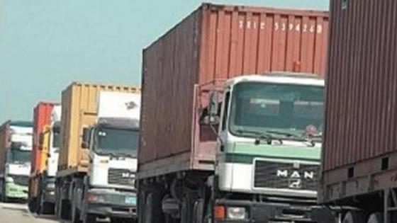 مهنيو النقل يعلقون إضرابهم عقب وعود بمعالجة الغلاء