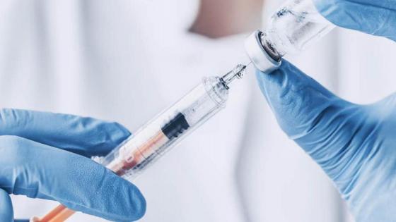 وزارة الصحة تدعو الفئات المستهدفة إلى التلقيح ضد كوفيد-19