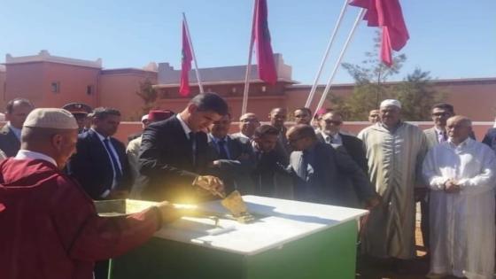 شيشاوة: عامل الإقليم يشرف على وضع الحجر الأساس لمؤسستين تعليميتين بجماعة افلايسن و تمزكدوين