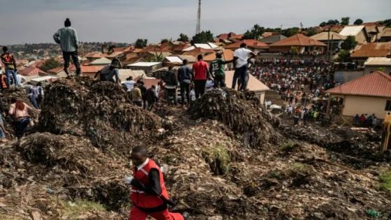 أوغندا.. مصرع 19 شخص في إنهيار مكب للنفايات بكمبالا