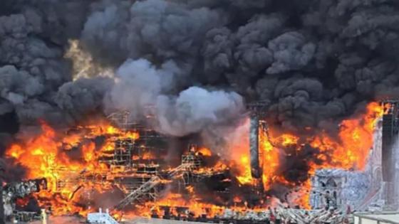 بلجيكا.. حريق ضخم يلتهم مسرح مهرجان “تومورولاند”