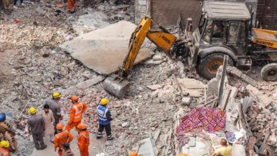 الهند.. مصرع 11 شخصا في إنهيار مبنى بنيودلهي