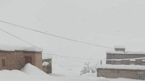 ورزازات.. توقيف الدراسة بعدد من الجماعات التابعة للإقليم بسبب التساقطات الثلجية