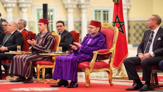 جلالة الملك يترأس حفل تقديم وإطلاق مشروع إنجاز مصنع بالنواصر لإنتاج أنظمة هبوط الطائرات