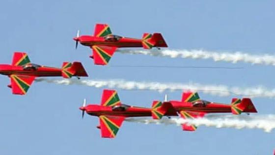 القوات المسلحة الملكية تنظم عروضا جوية بمناسبة عيد العرش المجيد