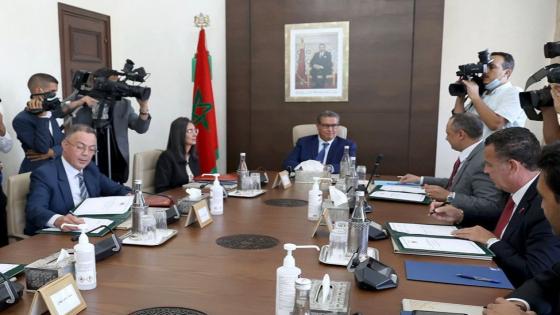 أخنوش يشرف على توقيع إتفاقية متعلقة ببرامج دعم الإبتكار الصناعي