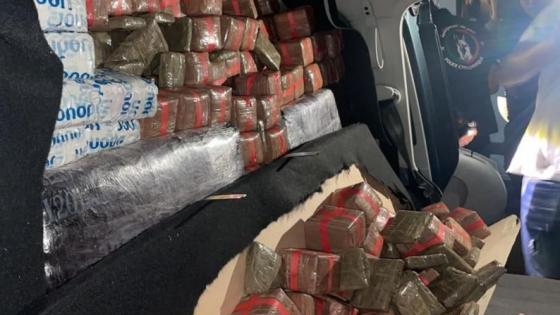 أمن ميناء طنجة المتوسط يحجز 840 كيلوغراما من مخدر الشيرا