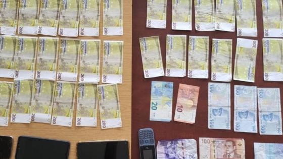 أمن البيضاء يوقف متورطين في تزوير أوراق مالية وعرضها للتداول