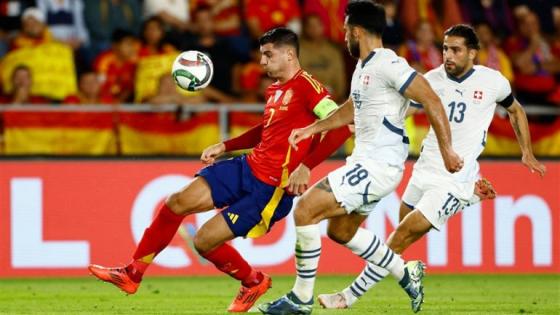 المنتخب الإسباني يفوز على نظيره السويسري في الوقت القاتل