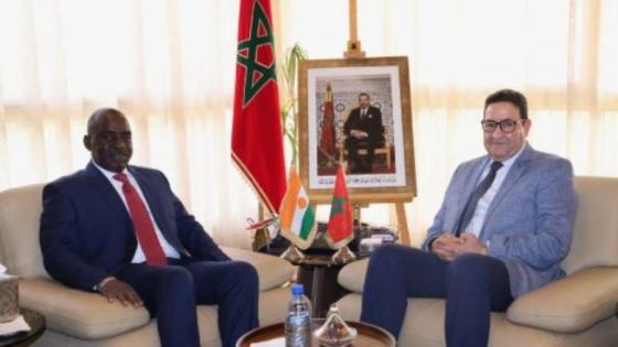 قيوح يجري مباحثات مع وزير النقل والطيران المدني النيجري