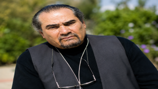 رحيل المخرج المغربي مصطفى الدرقاوي عن عمر يناهز 82 عاماً
