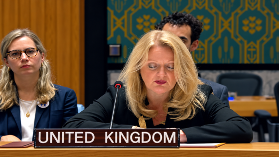 بريطانيا تجدد دعمها لمبادرة الحكم الذاتي بالصحراء المغربية وتصفها بالأساس الأكثر مصداقية للتسوية